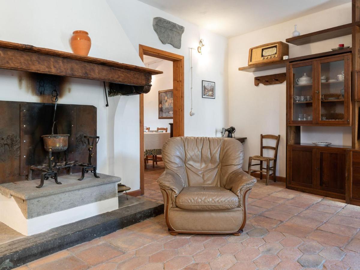 Casola in Lunigiana Ancient Farmhouse With Private Heated Hot Tub And Pool 빌라 외부 사진